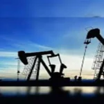 أسعار النفط تسجل مكاسب أسبوعية رغم انخفاضها الجمعة