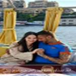 أحمد الفيشاوي وكاميلا فيونا يتألقان على مركب في النيل