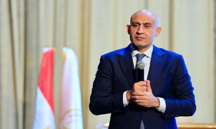 محمد عبداللطيف وزير التربية والتعليم و<a href=