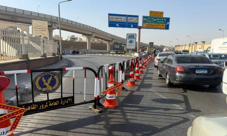 إغلاق كلي في محور عبد الحميد بدوي لإصلاح هبوط أرضي