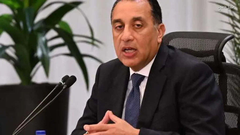 مدبولي يؤكد على تعزيز التواصل مع المواطنين وتسريع استجابة الشكاوى