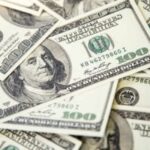 استقرار سعر الدولار عند 51.65 جنيه في بنك البركة