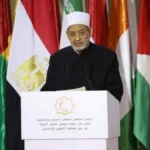 شيخ الأزهر يثمن عفو عائلات ضحايا حادث أبنوب ويشيد بأخلاقهم النبيلة