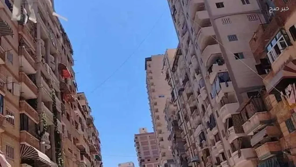 إخلاء 60 شقة سكنية بسبب ميل وشروخ في برجي كفر طهرمس