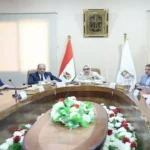 محافظ الوادي الجديد تتابع تقنين أراضي الدولة في اجتماع عبر الفيديو كونفرانس