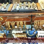 نصائح خبير حول الاستثمار في الذهب وسط تقلبات السوق