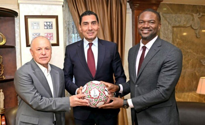 وزير الرياضة يبحث مع أمين عام الكاف وأبو ريدة مستقبل الكرة الأفريقية ومقر الاتحاد الجديد