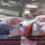 استقبال حجاج الجمعيات الأهلية بالإسكندرية بأجواء من الفرح والورود